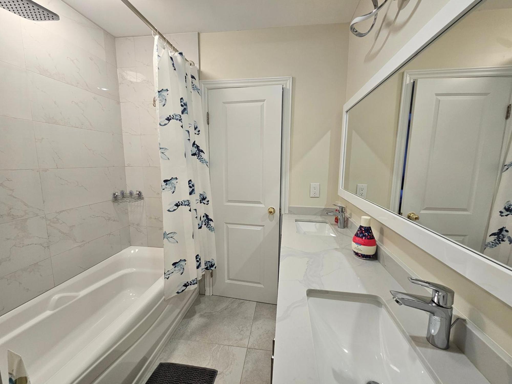Newly-Renovated 3Br House, 12 Minutes To Airport Apartment Toronto Exterior photo